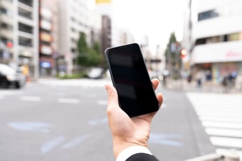 スマホと連携ビジネスフォンサービス2種の魅力とは？