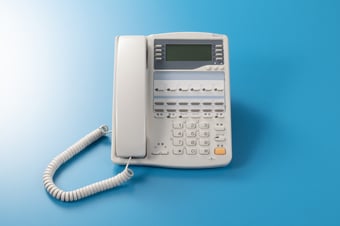 ビジネスフォンの種類紹介！端末の種類から受話器まで徹底解説！